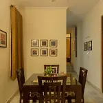 Room In Bb - 1 Private Room In 3 Room Bnb In Hauz Khas In Center Delhi