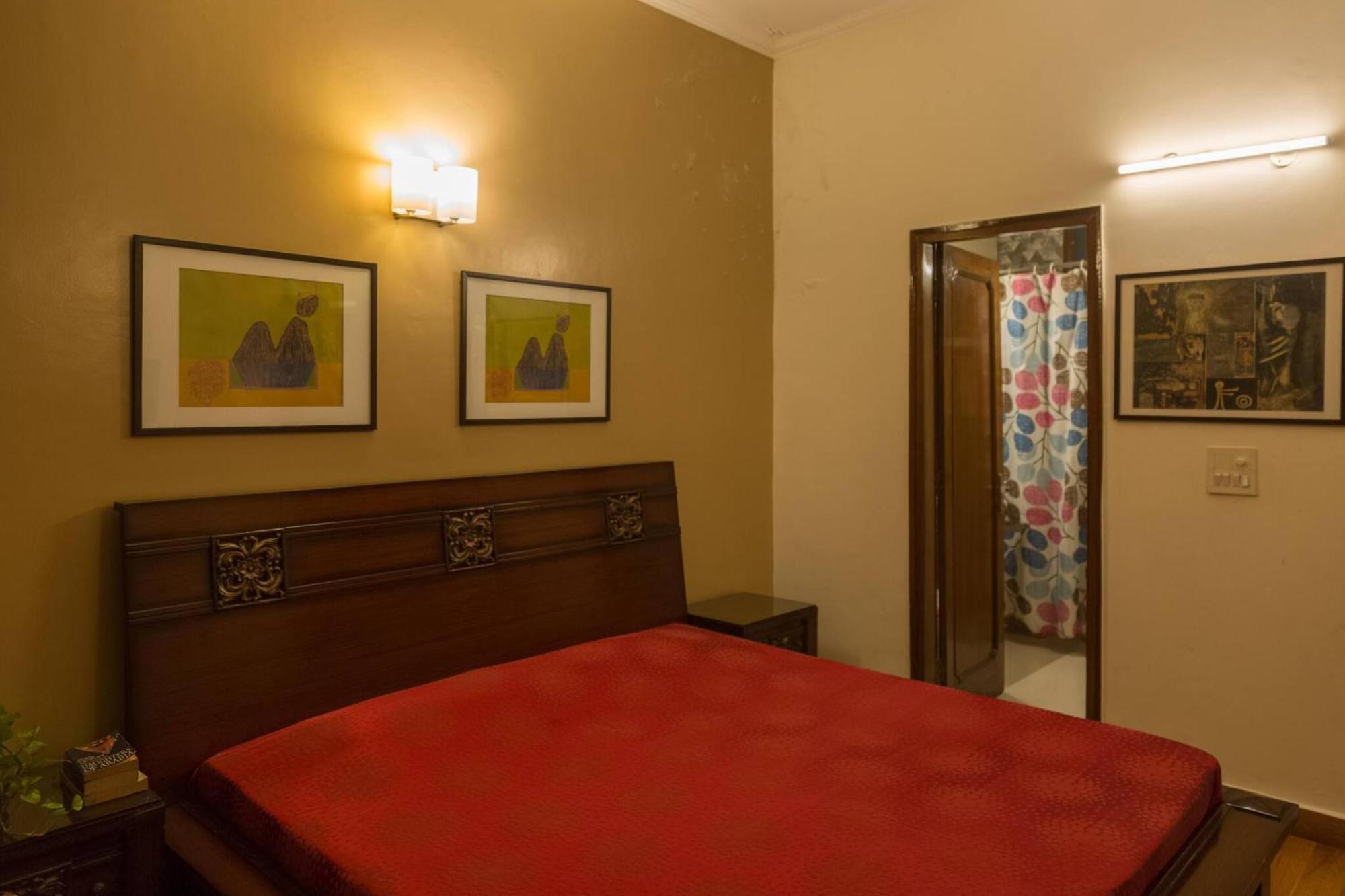 Guest house In Bb - 1 Private In 3 In Hauz Khas In Center Delhi