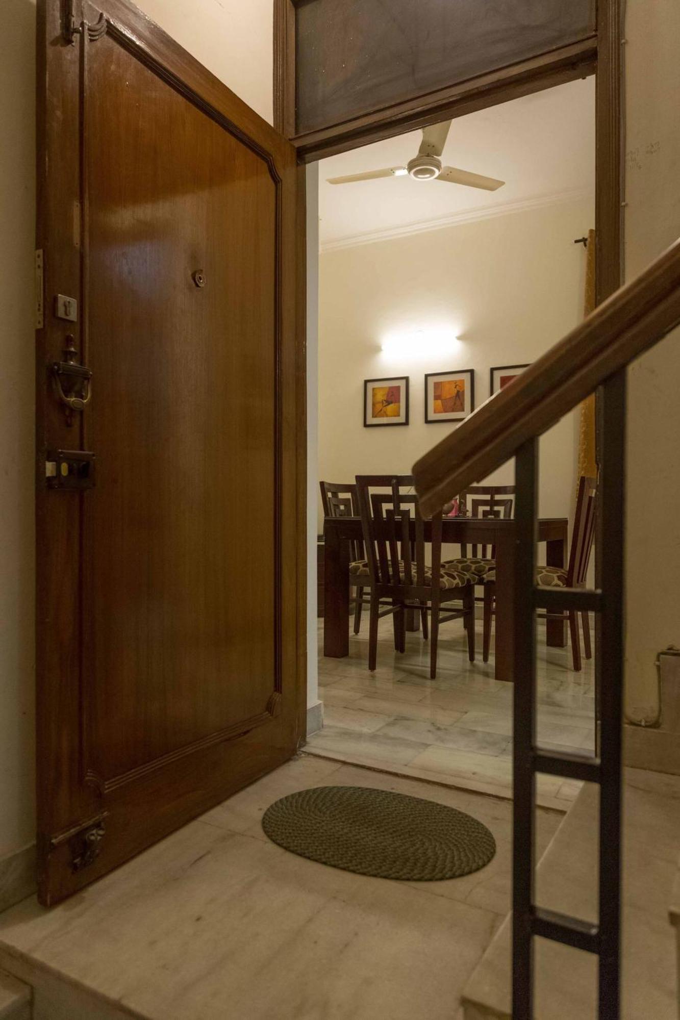 In Bb - 1 Private In 3 In Hauz Khas In Center Delhi